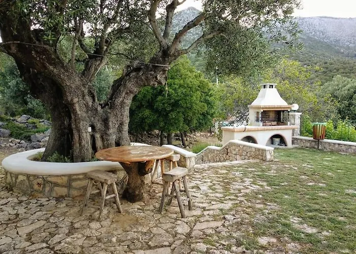 Mountain House With Breathtaking Sea View Pórosz