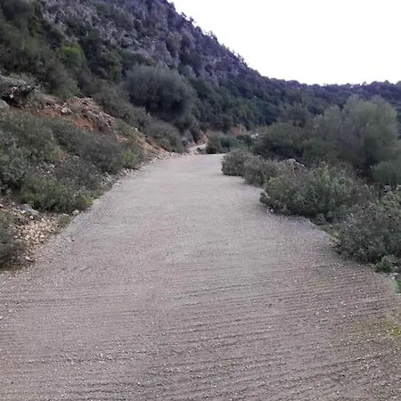 Mountain House With Breathtaking Sea View *